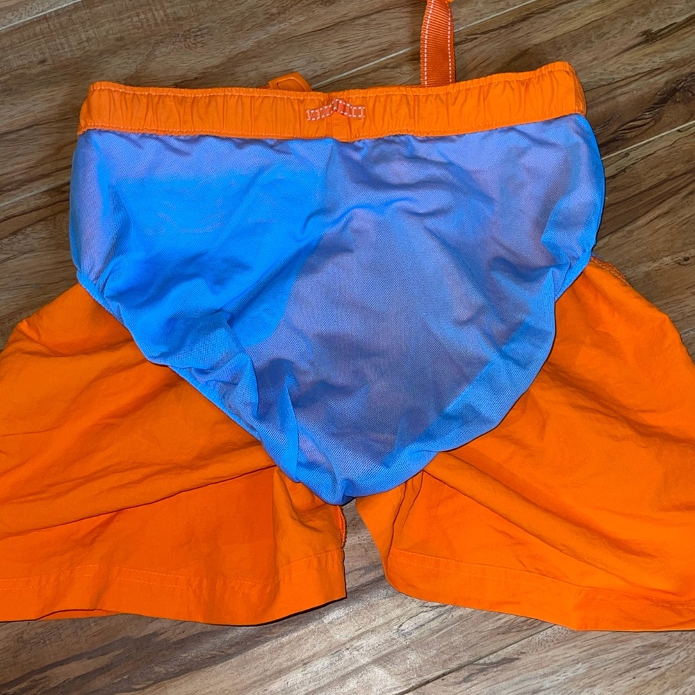 Lands End Men's orange Swim & hiking shorts lined has built in belt - Picture 3 of 13